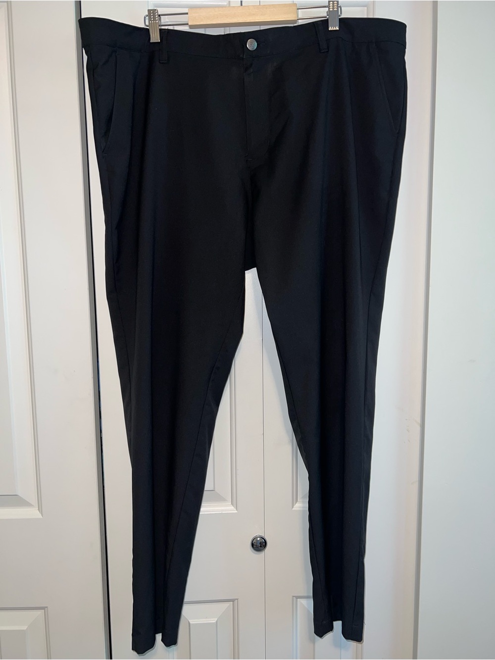 Men’s Adidas Ultimate365 tapered golf pants 42/32